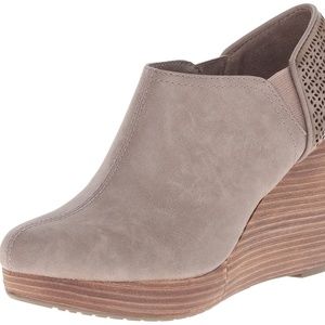 Comfy Wedge Bootie: Dr Scholl's Harlow